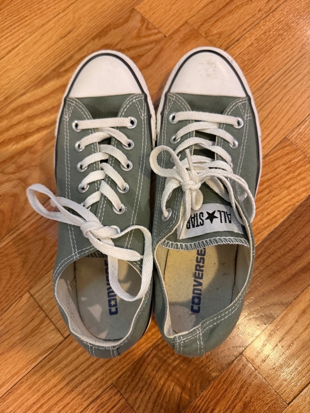 Converse Low Top Sneakers in Green